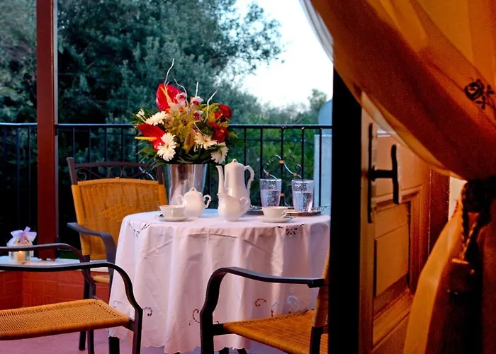 Aegean Diamonds Boutique Loutraki (Skopelos)