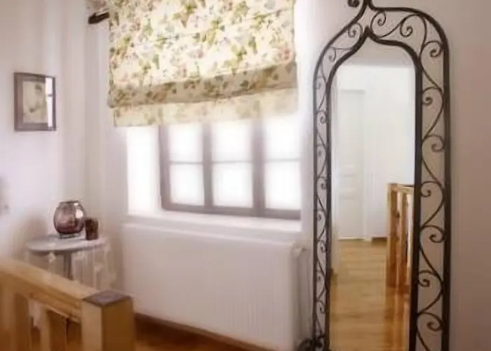 Aegean Diamonds Boutique Loutraki (Skopelos)